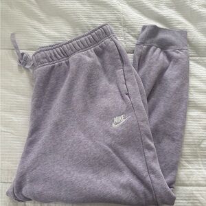 Nike Women's Sportswear Club Joggers Heathered Purple 1X